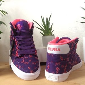 SUPRA Women’s Vaider • Purple & Pink Floral Sneaks